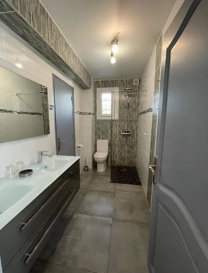 Homestay Petite'Escale Apartment Charmes-sur-Rhone
